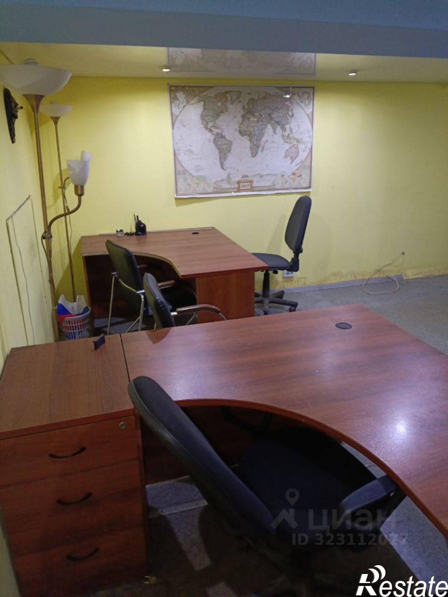 Купить офис, помещение под офис за 1 874 680 рублей на Ярославль, проспект Октября, 39