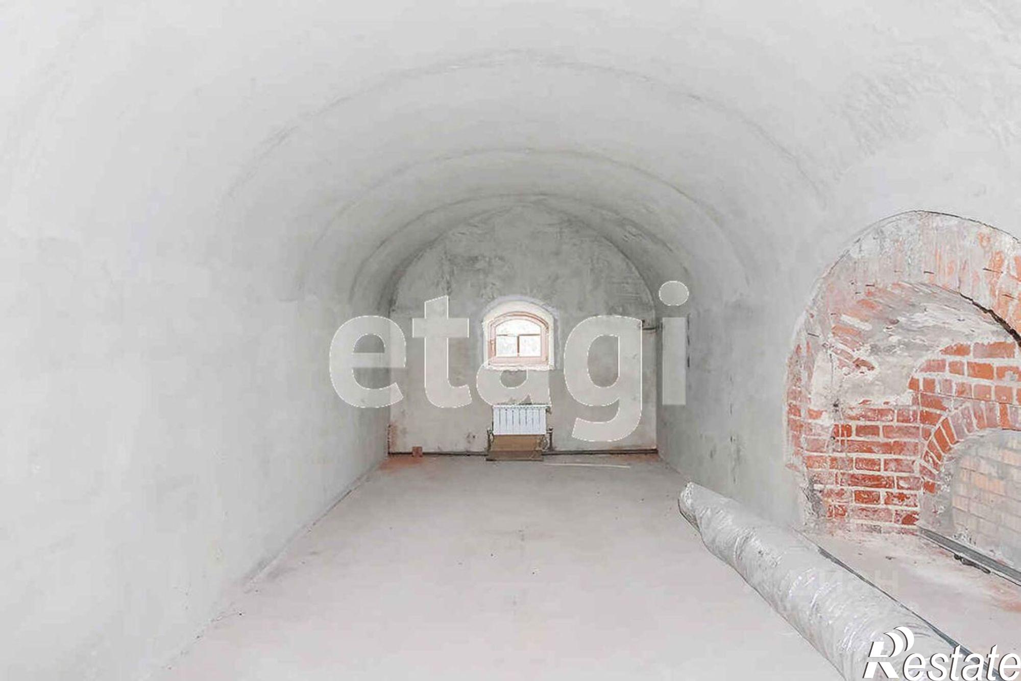 Купить офис, помещение под офис за 330 003 000 рублей