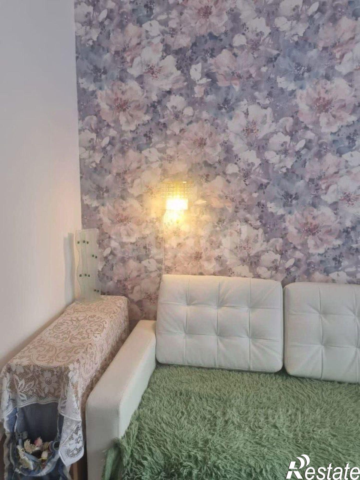 Купить комнату за 2 400 000 рублей