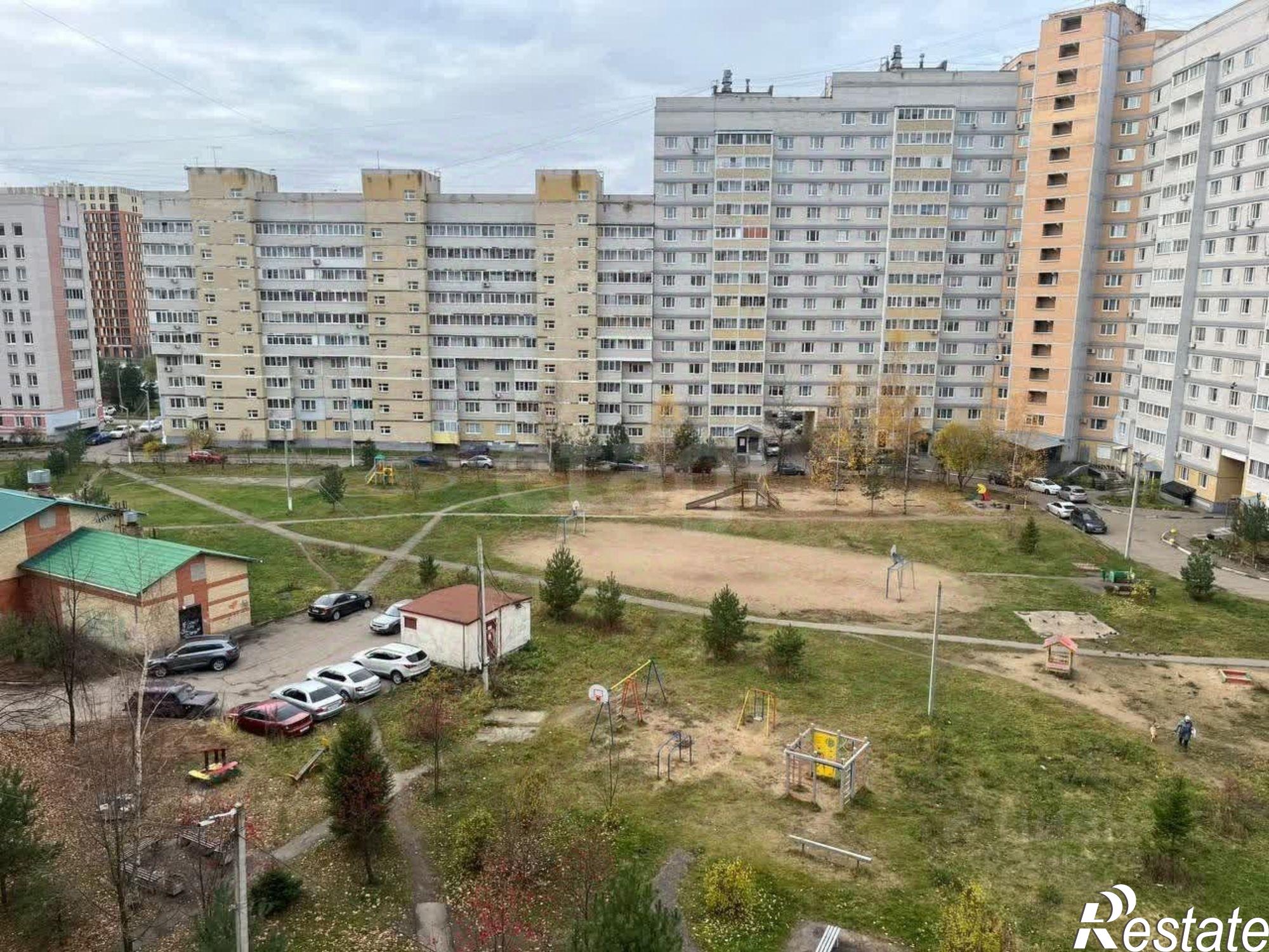 Купить квартиру за 10 490 000 рублей