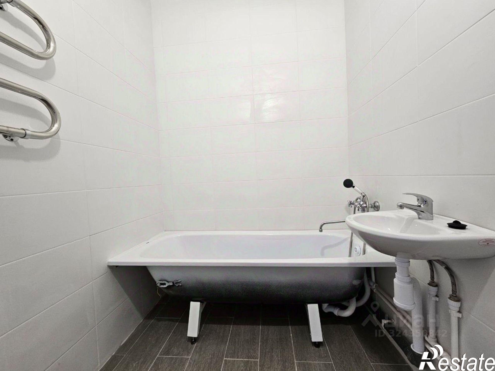 Купить квартиру за 4 257 840 рублей на Романовская улица