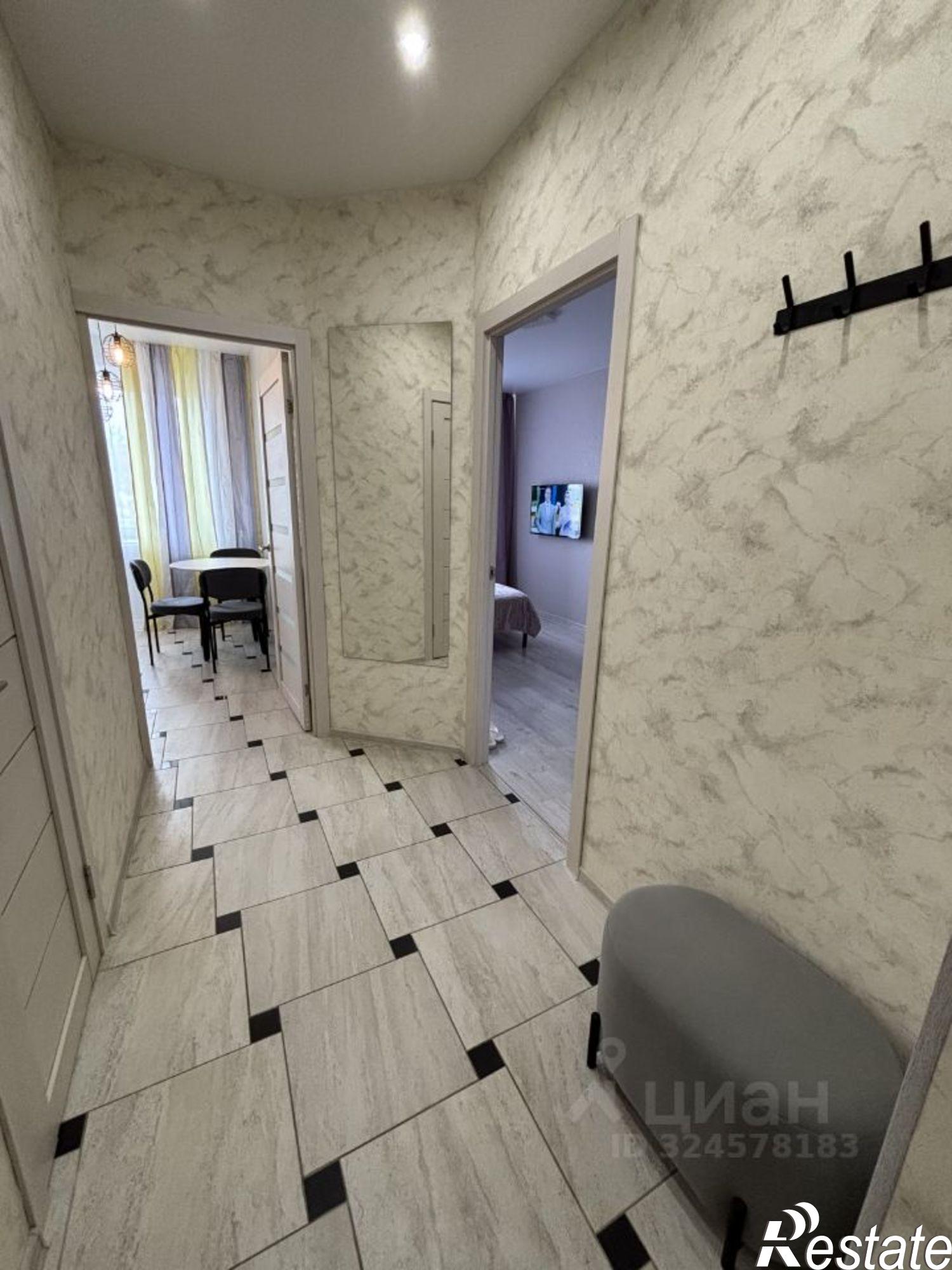 Сдать квартиру за 40 000 рублей на Ярославль, улица Карла Либкнехта, 6