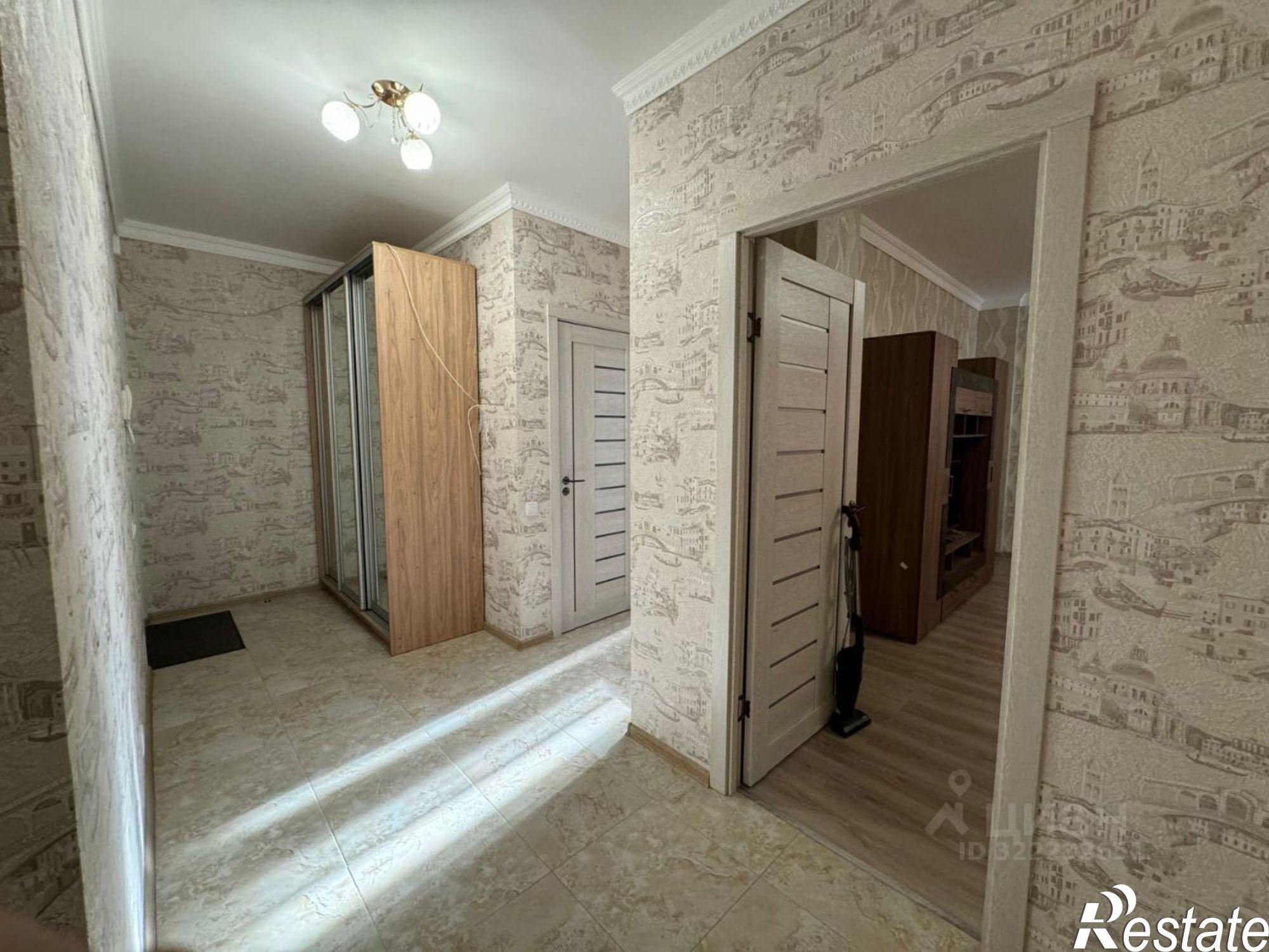 Сдать квартиру за 50 000 рублей на Ярославль, Чернопрудная улица, 15