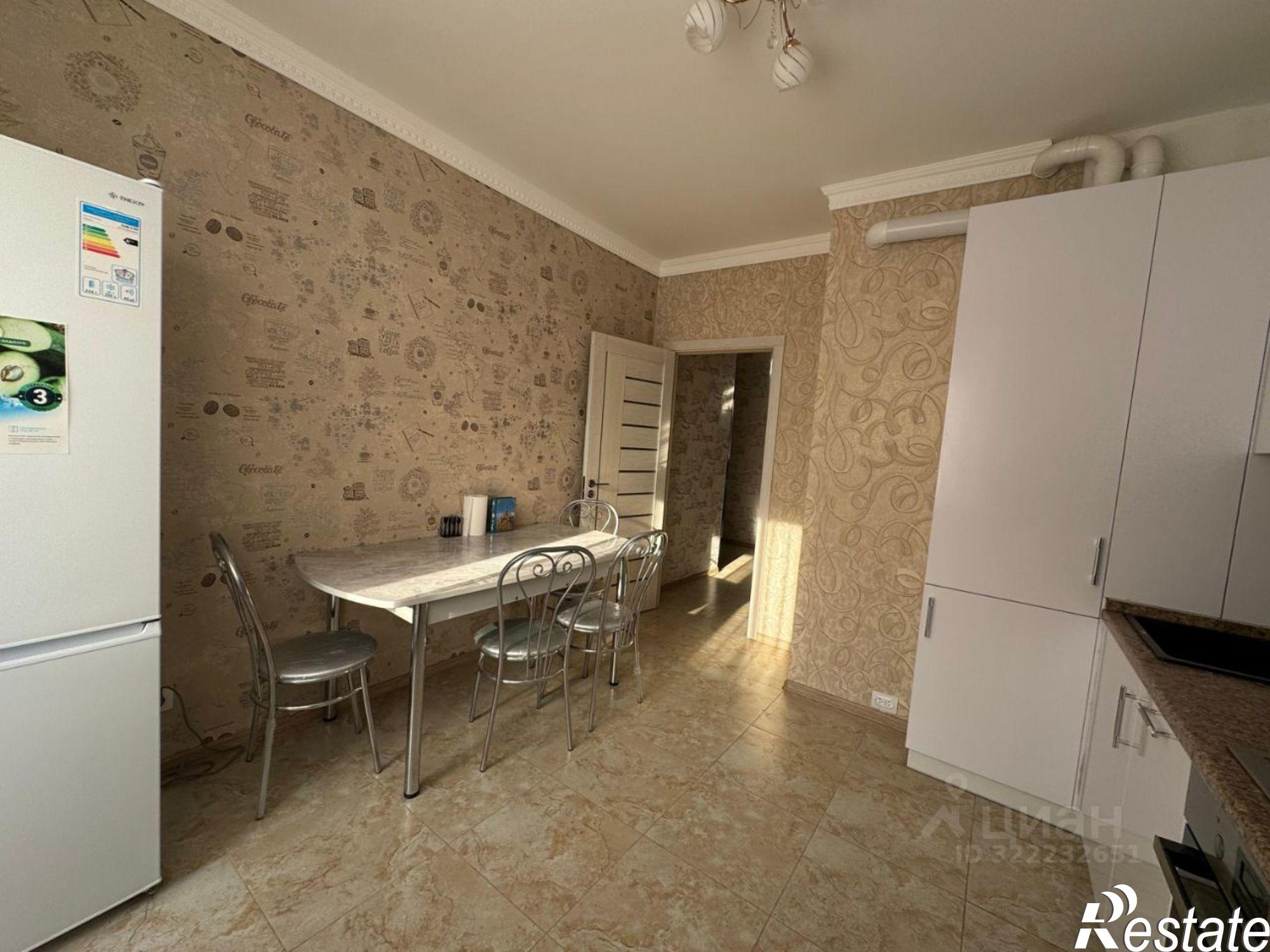 Сдать квартиру за 50 000 рублей на Ярославль, Чернопрудная улица, 15