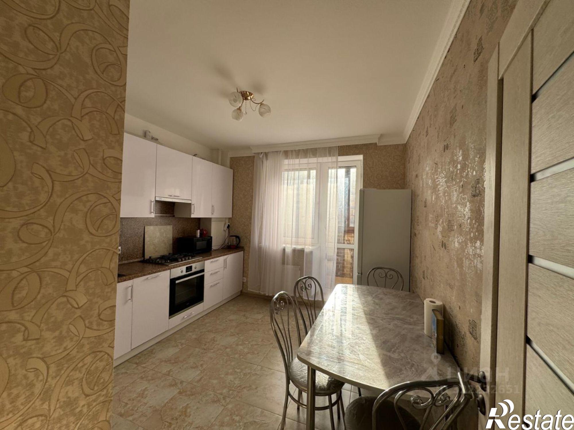 Сдать квартиру за 50 000 рублей на Ярославль, Чернопрудная улица, 15