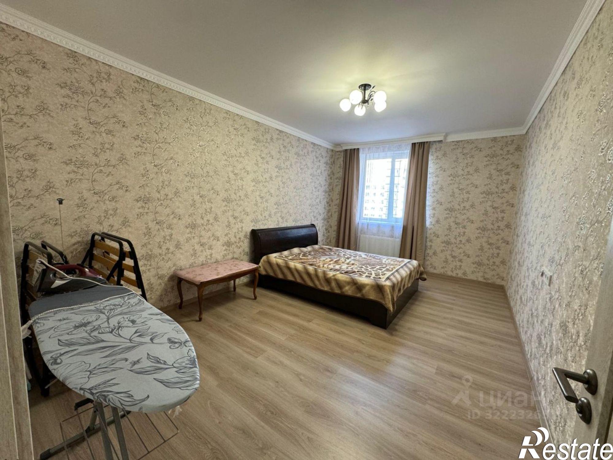 Сдать квартиру за 50 000 рублей на Ярославль, Чернопрудная улица, 15