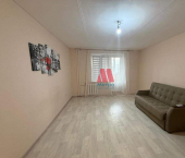 1-комн, 42кв м, этаж 2/5 Панина улица, д.3к5