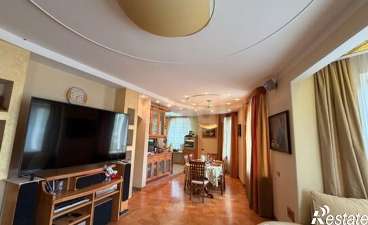 5-комн квартира Ярославль, Флотская улица, 4/1
