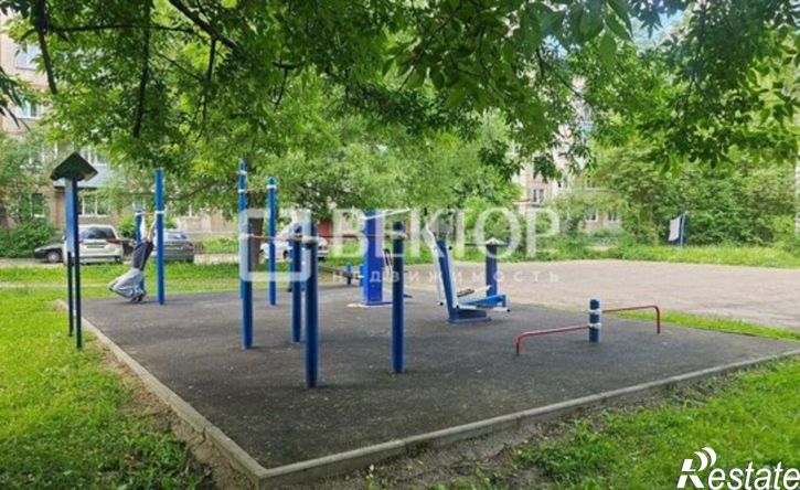 3-комн квартира Ярославль, улица Урицкого, 32