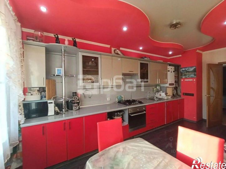 3-комн квартира ул Коммунаров, 35а,  д. 35а