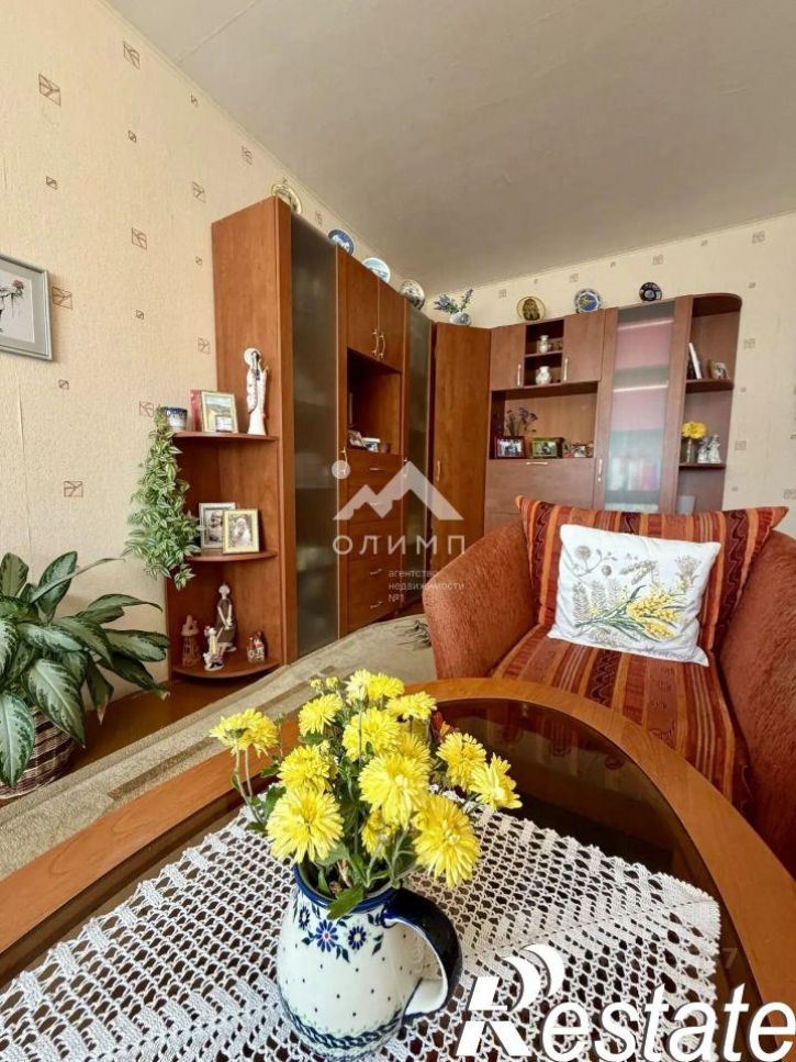 3-комн квартира улица Труфанова, 20 к2,  д. 20 к2