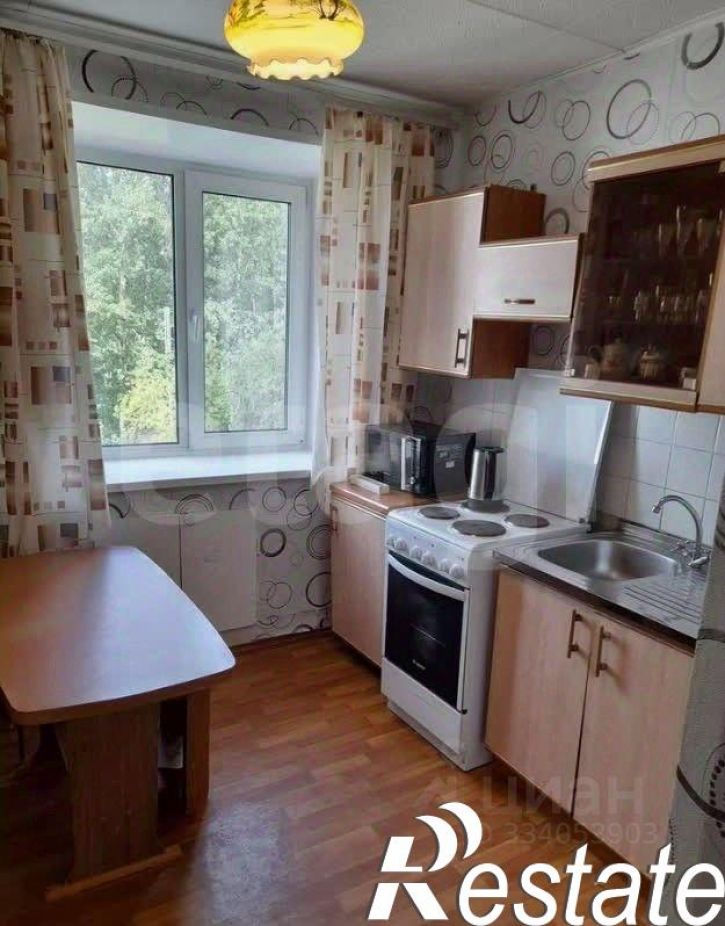 1-комн квартира Звёздная улица, 25,  д. 25