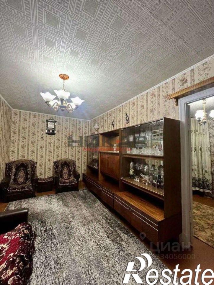 2-комн квартира улица Нефтяников, 14,  д. 14