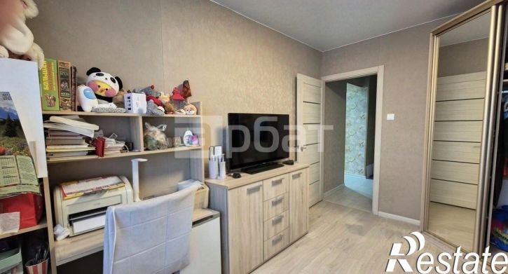 2-комн квартира улица Труфанова, 21 к2,  д. 21 к2
