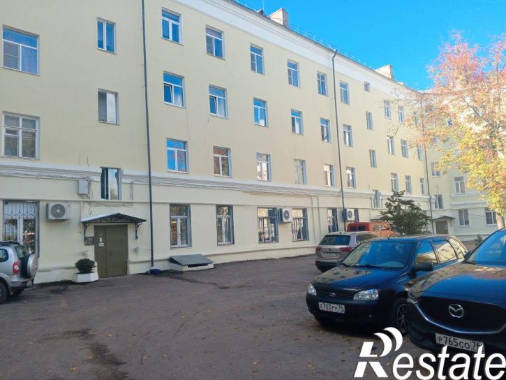 3-комн квартира Спасская ул, 6